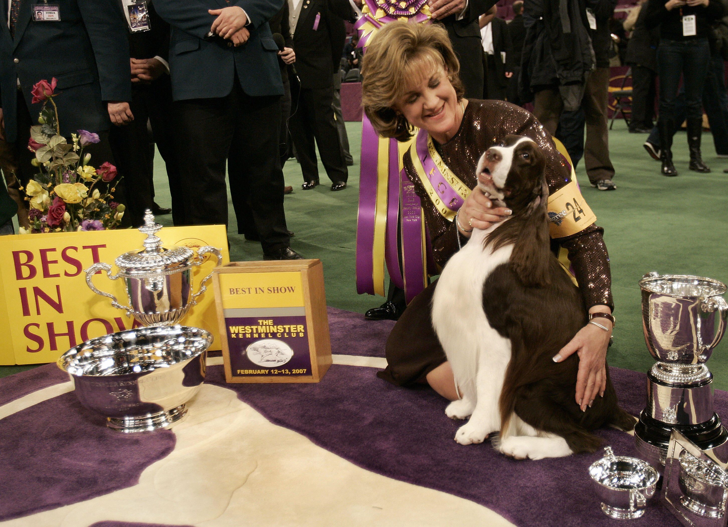 Do Dog Handlers Keep Treats In Mouth