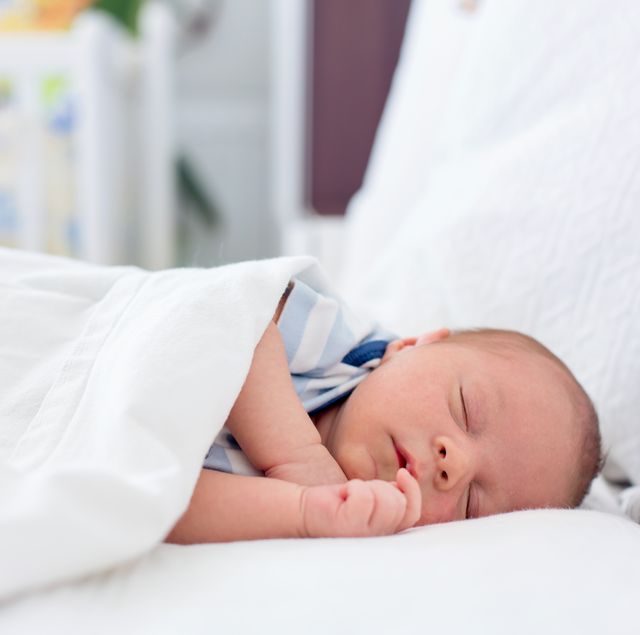 todo sobre los ruidos raros de respiración que hacen los recién nacidos