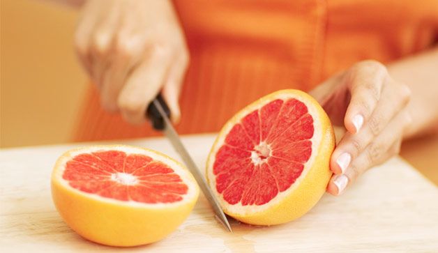 eating grapefruit and medications