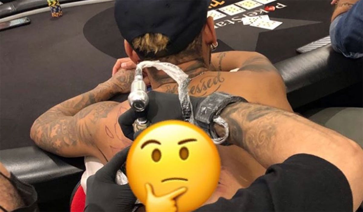 El nuevo tatuaje de Neymar: Spiderman, Batman y una partida de póquer