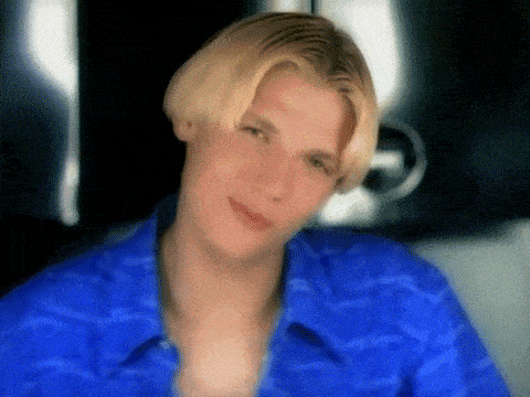 Vuelve la raya en medio: cómo llevar el peinado estrella de los 90 sin  parecer un trasnochado
