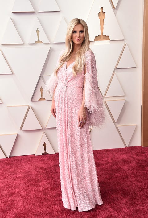 nicky hilton 2022 oscar kırmızı halısında