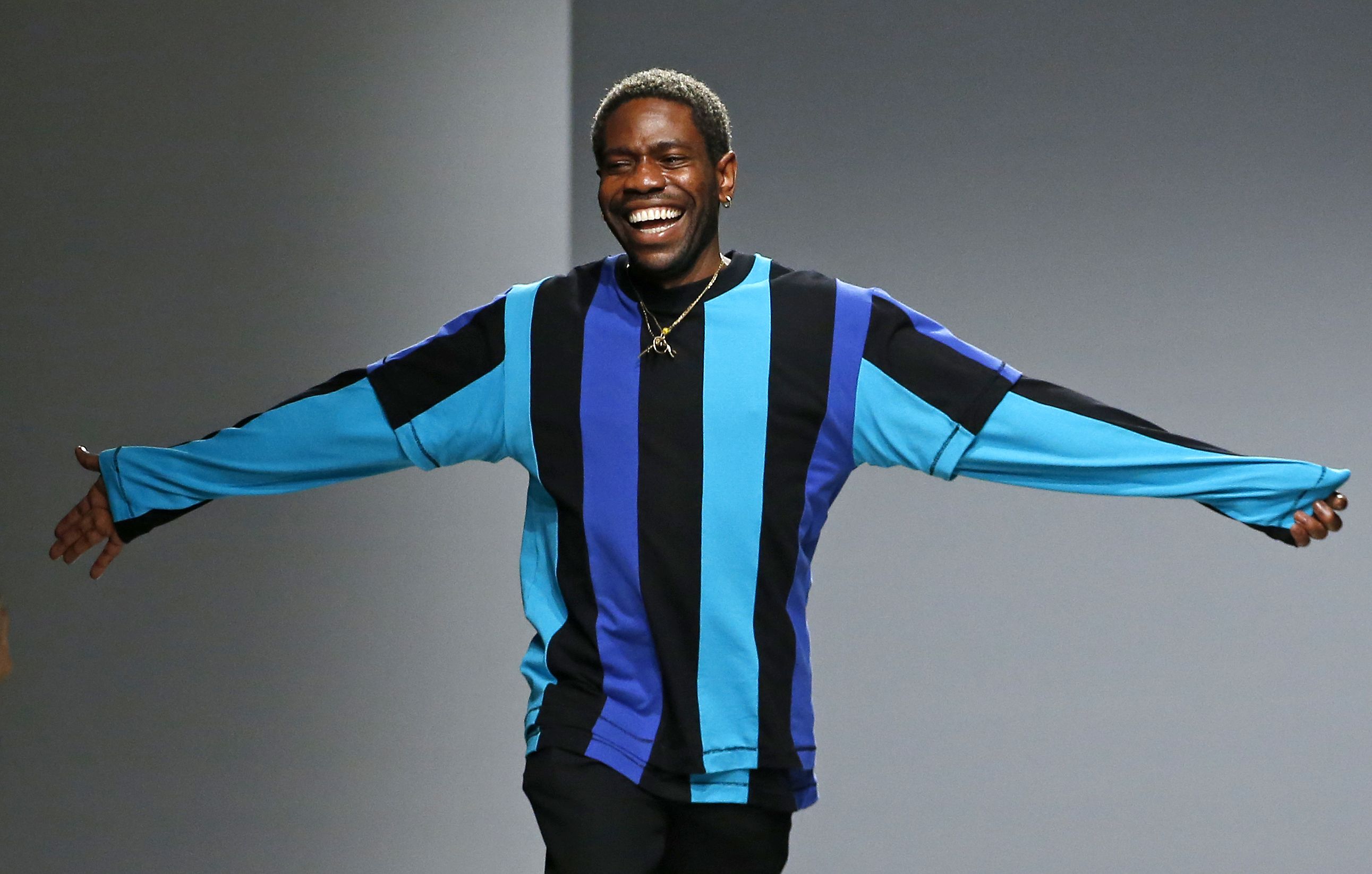 nigerian-designer-kenneth-ize-acknowledges-the-audience-at-news-photo-1593530138.jpg