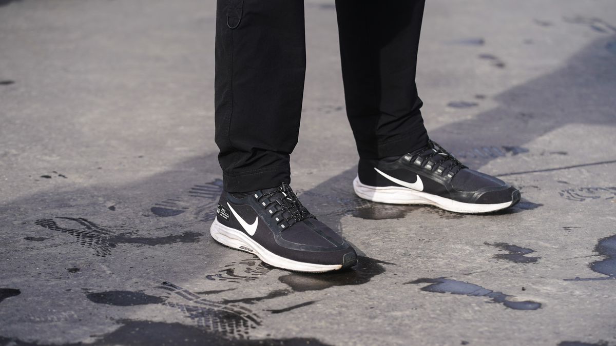 Contador Gaseoso motivo Zapatillas T-Lite 11 de Nike, ¿por qué son las favoritas de los hombres en  Amazon?