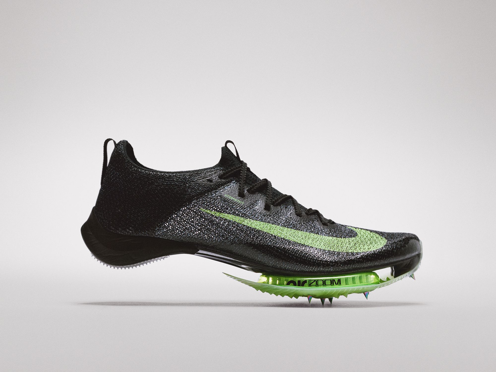 Nike lanza las Zoom para volar en los 100m lisos