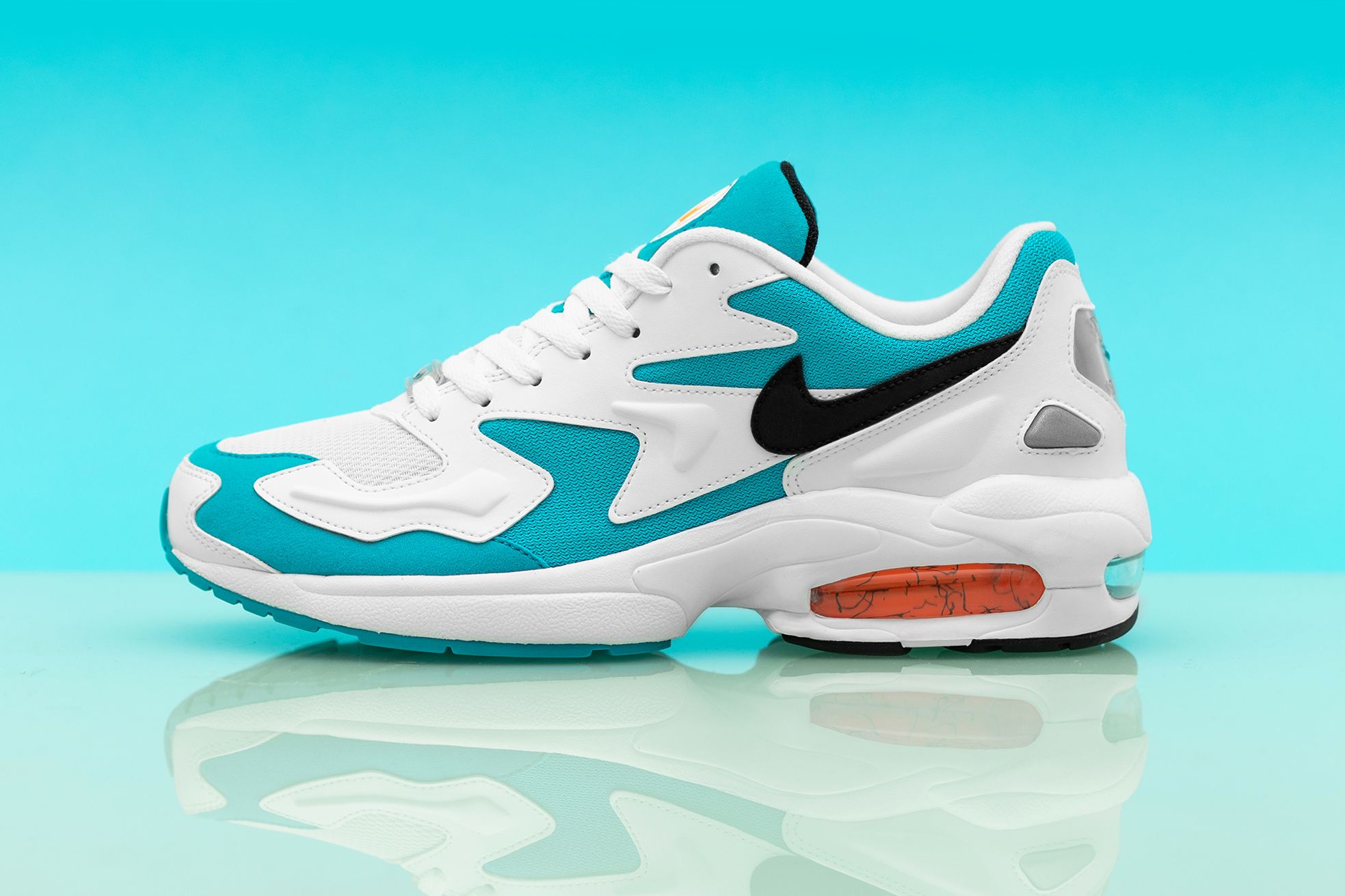 air max two light