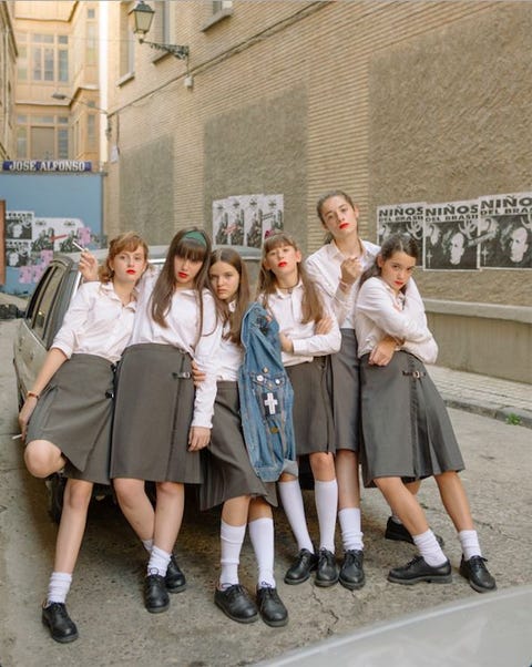 "Las niñas" "las niñas"