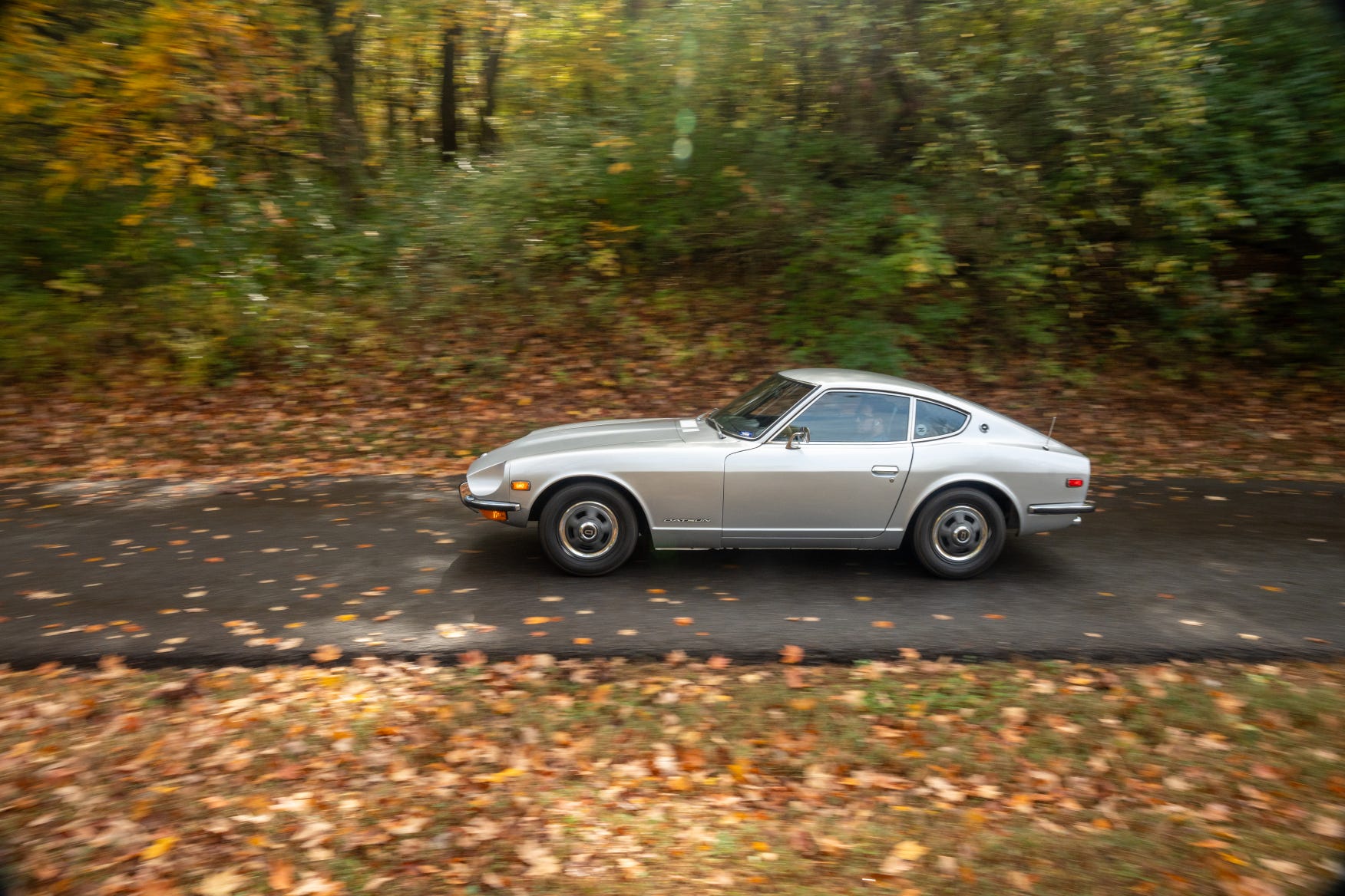 Driving a Vintage Datsun 240Z Is All About Process