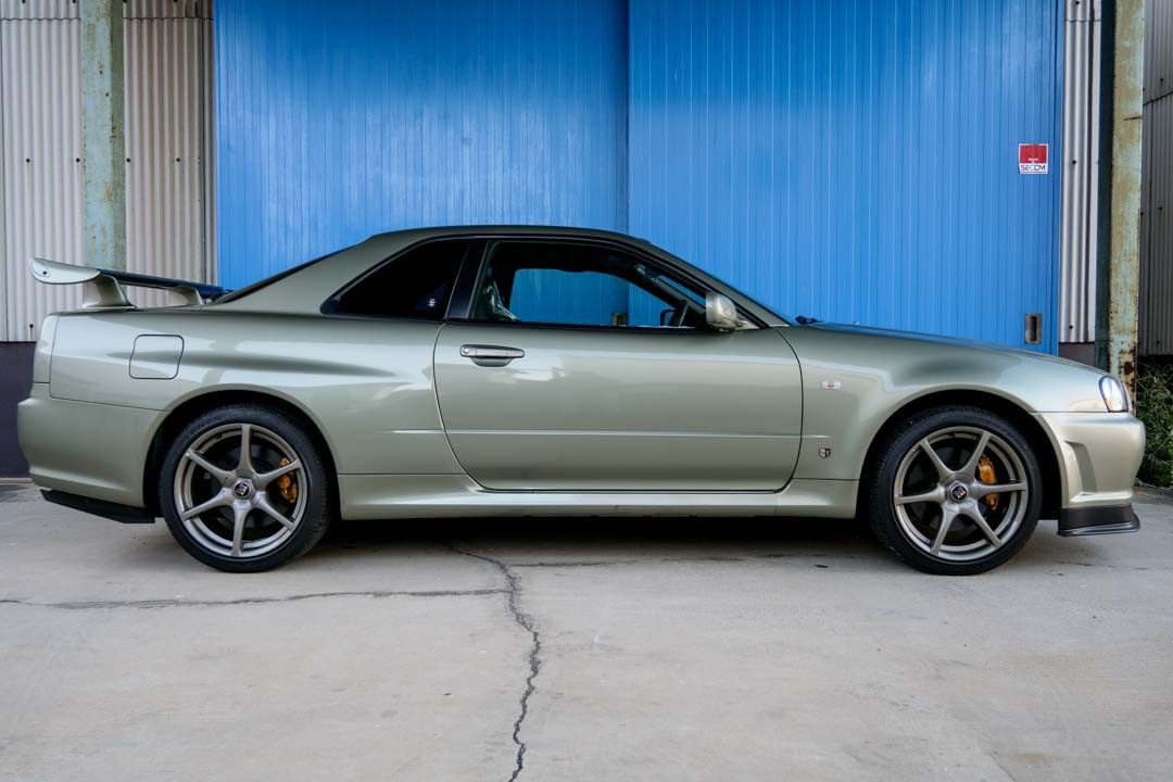 cuanto cuesta un nissan skyline r34