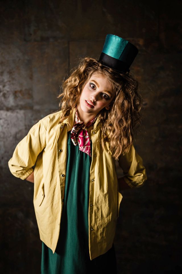 20 Diy Alice In Wonderland Costume Ideas Best Costumes - Mad Hatter Costume Diy Female