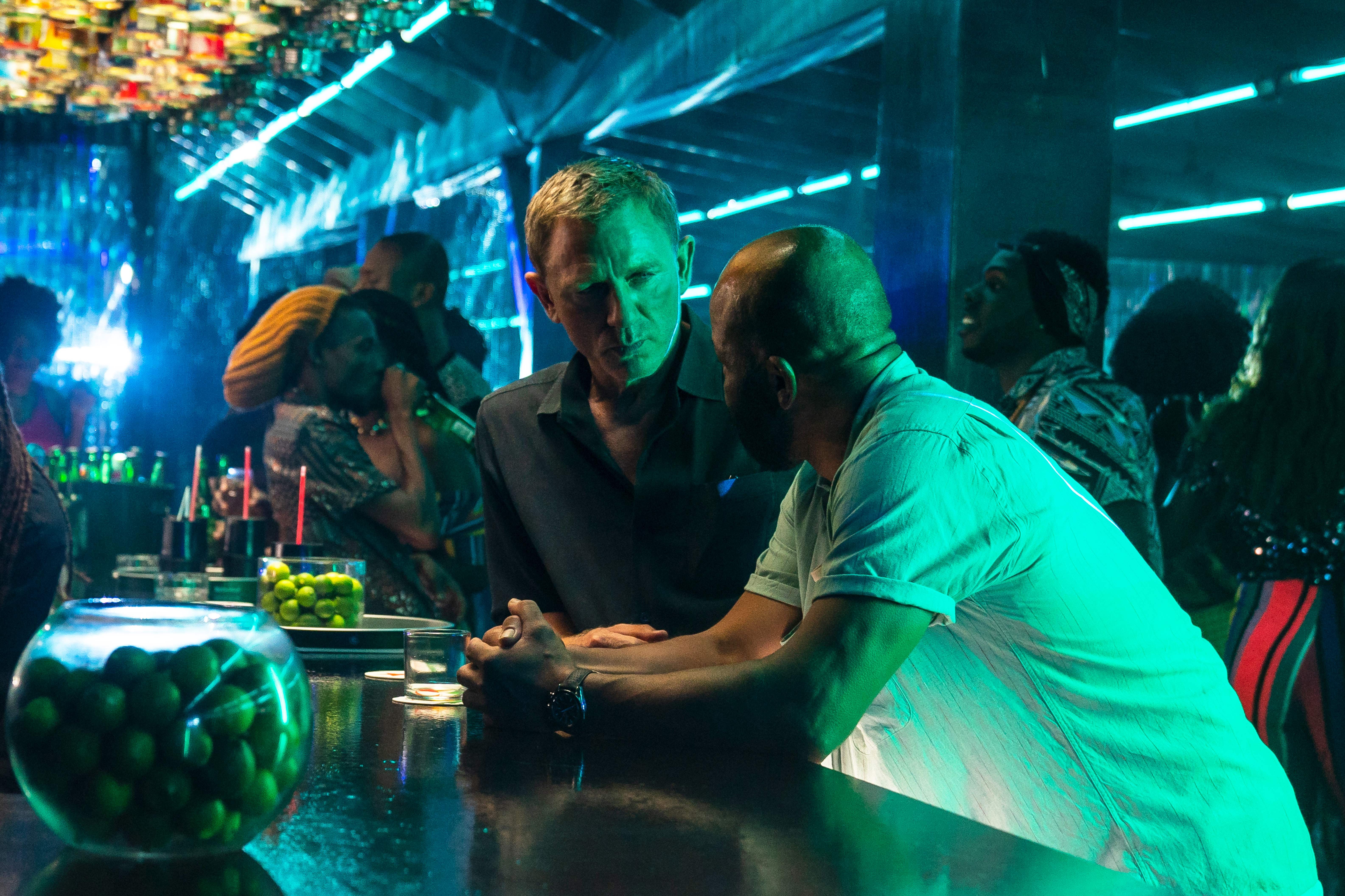 No Time To Die First Reviews Praise Daniel Craig S Bond Swansong