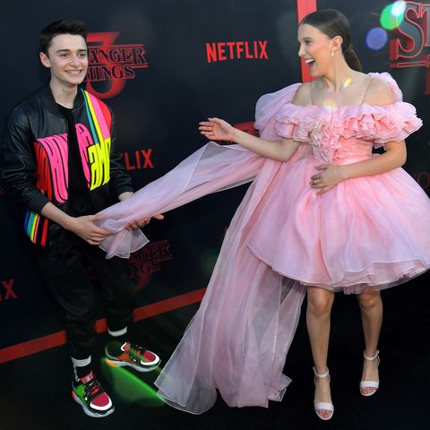 Millie Bobby Brown And Noah Schnapp Dancing Millie Bobby Brown