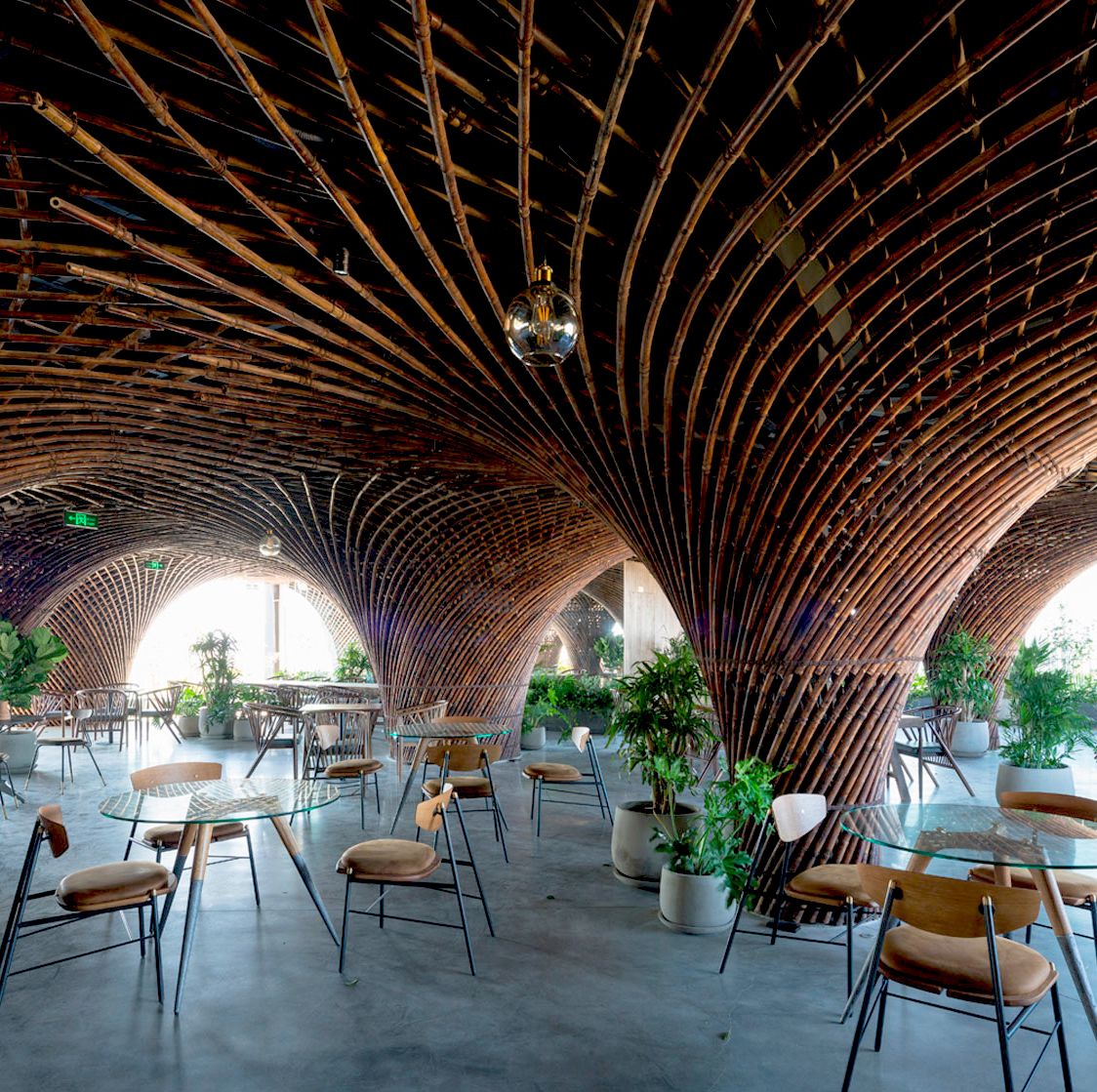 Nocenco Café, una cafetería de bambú en Vietnam