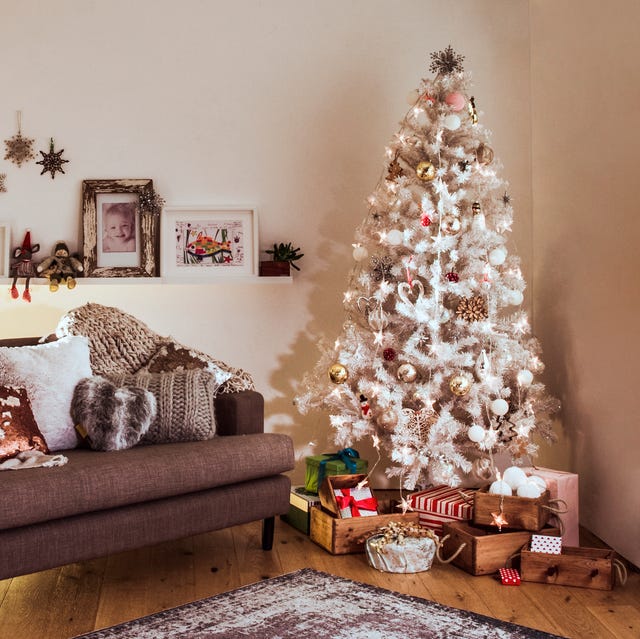 Fake Christmas Tree The Best Artificial Christmas Trees For 2020