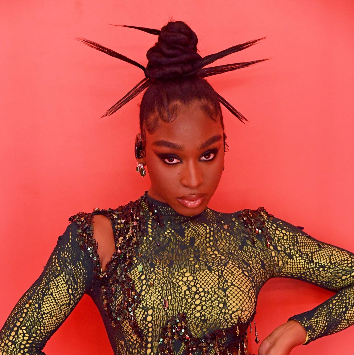 Normani has extra long braids that reach her thighs Normani has extra long braids that reach her thighs