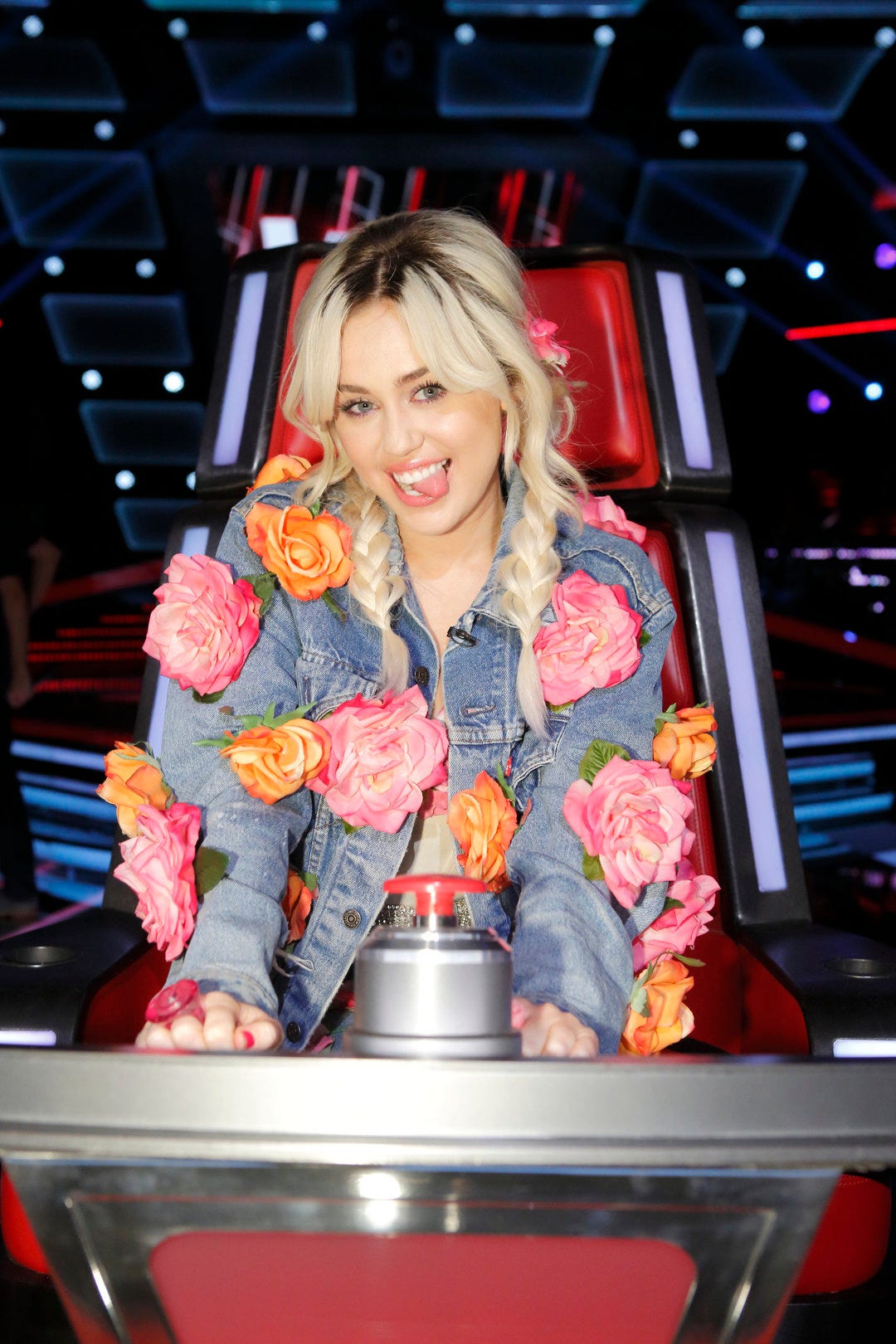 Miley Cyrus on The Voice Week 1 Recap & Review