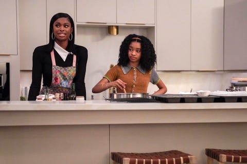 bel air “love and go on” episode 106 pictured l r coco jones as hilary banks, akira jolie akbar as ashley banks photo by aspen cierra evanspeacock