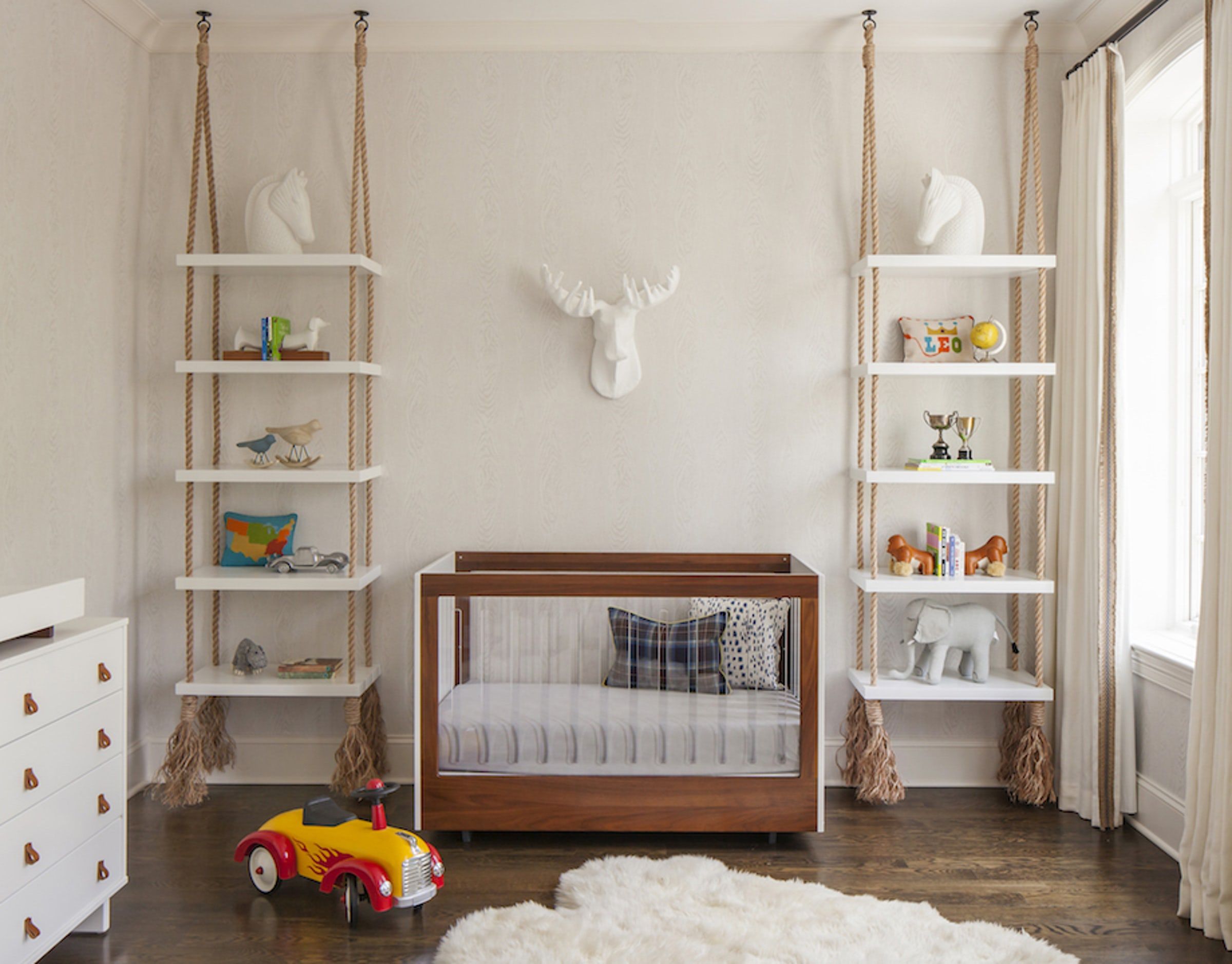 baby nursery bookshelf ideas