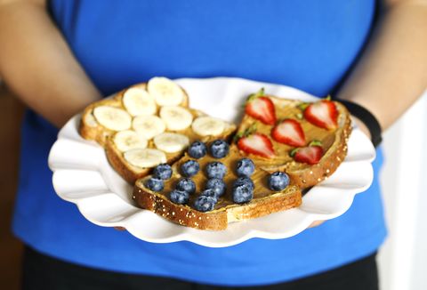 nut butter and fruits vegan toasts