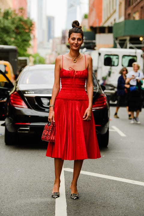 Clothing, Street fashion, Photograph, Dress, Red, Fashion model, Fashion, Beauty, Snapshot, Shoulder, Clothing, Street fashion, Photograph, Dress, Red, Fashion model, Fashion, Beauty, Snapshot, Shoulder,