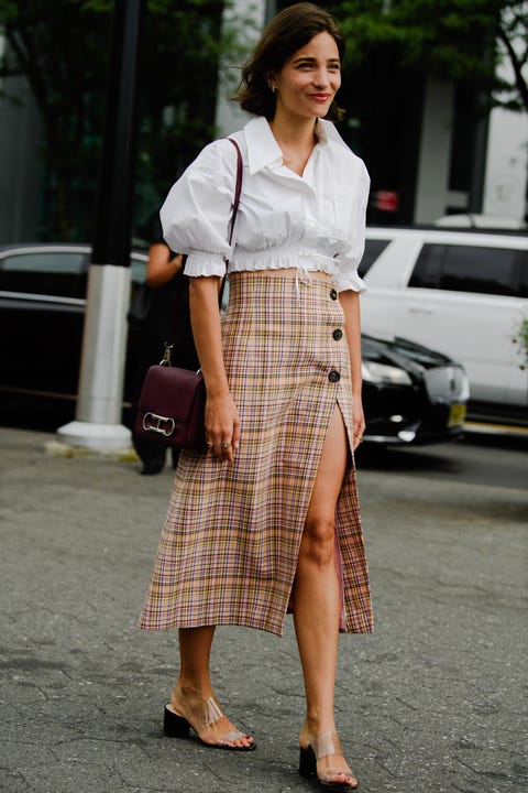 Clothing, White, Street fashion, Plaid, Fashion, Tartan, Waist, Pattern, Snapshot, Footwear, Clothing, White, Street fashion, Plaid, Fashion, Tartan, Waist, Pattern, Snapshot, Footwear,