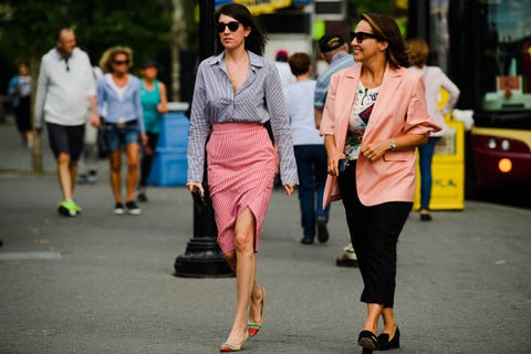 Street fashion, Clothing, Photograph, Fashion, Pink, Snapshot, Walking, Street, Sunglasses, Footwear, Street fashion, Clothing, Photograph, Fashion, Pink, Snapshot, Walking, Street, Sunglasses, Footwear,
