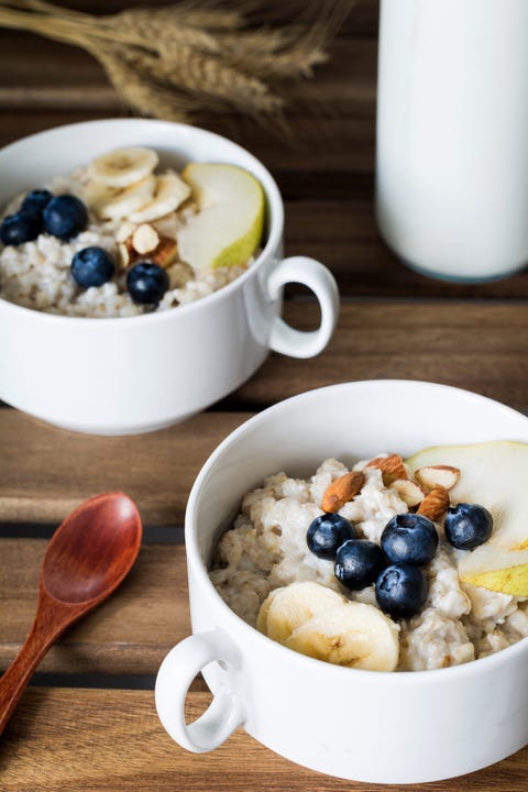 Oatmeal helps a bloated stomach