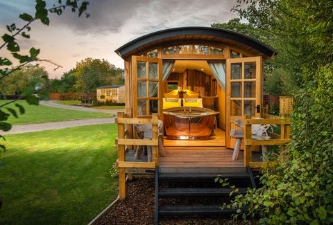 best romantic glamping sites for couples
