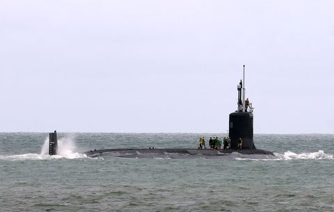 El submarino de ataque rápido uss virginia entra en servicio