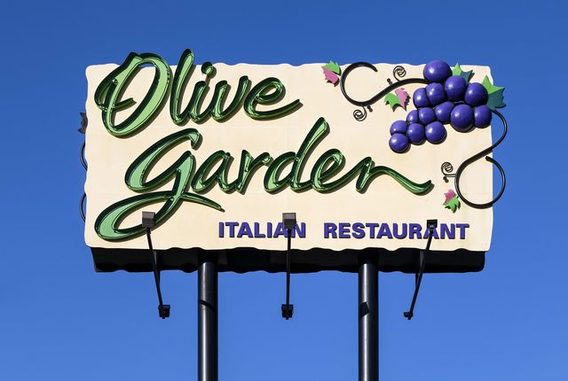 olive garden restaurant billboard ad