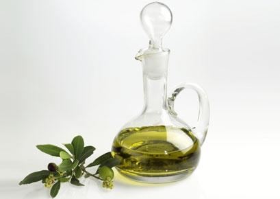 Liquid, Fluid, Serveware, Oil, Glass, Drink, Drinkware, Bottle, Ingredient, Cooking oil, 