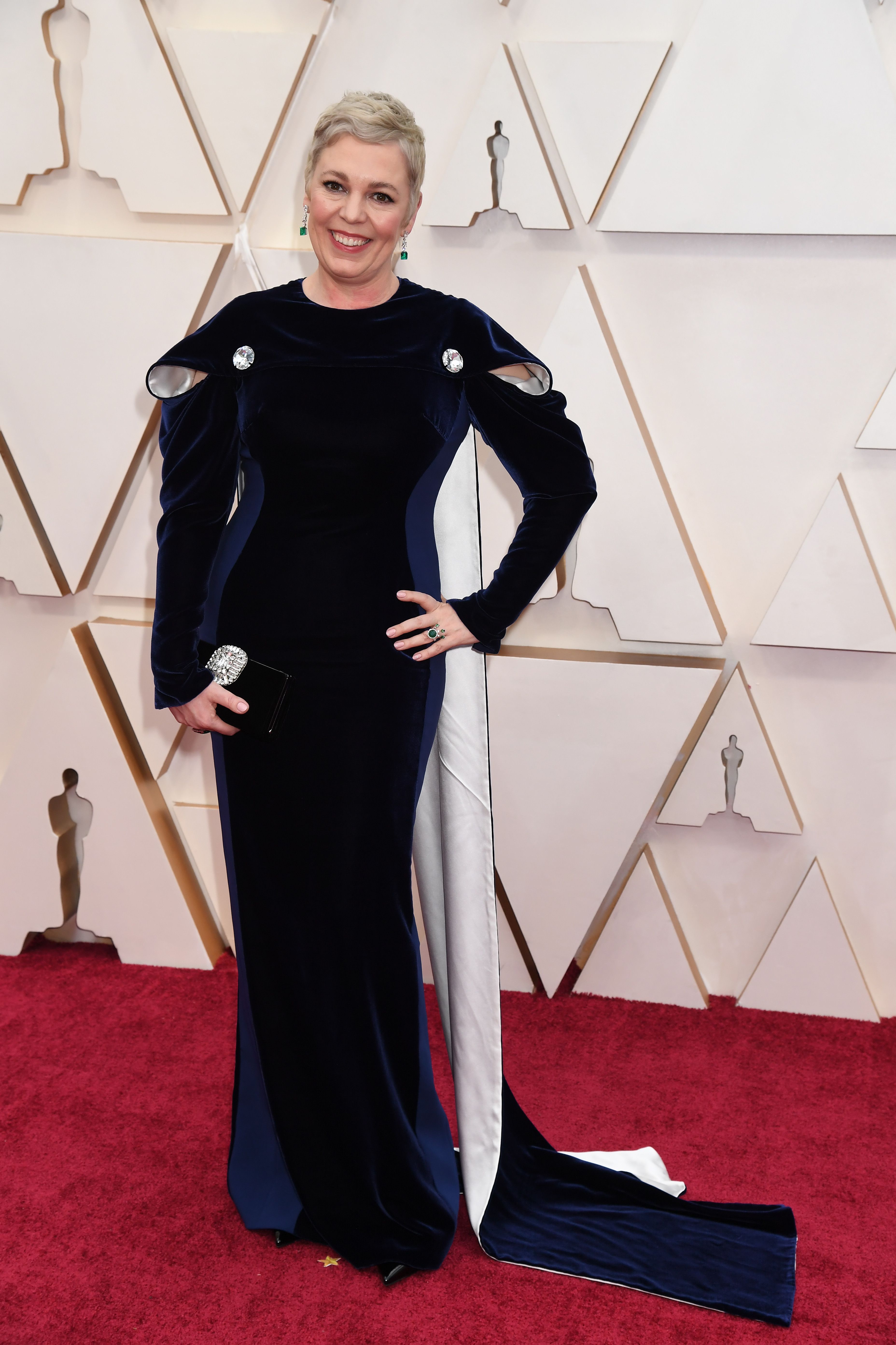 olivia colman oscar dress