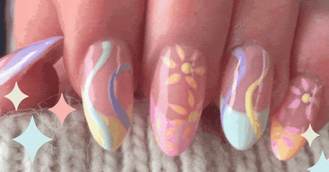 A nail tech gave me Spring 2022's trendiest pastel manicure - and I'm  obsessed'