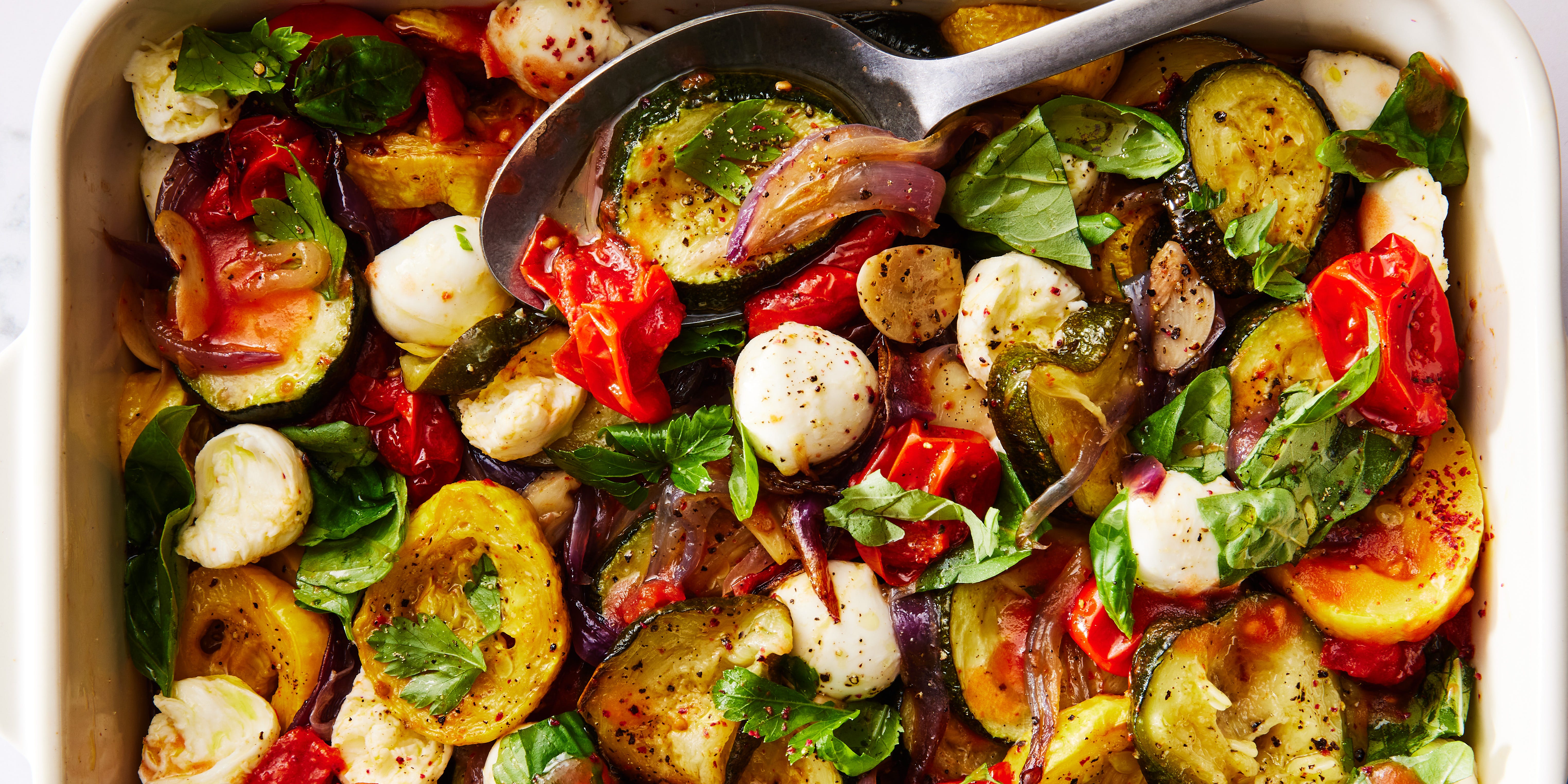 This One-Pan Summer Vegetable Ragú Is Perfect For Vegetarians & Meat-Lovers Alike