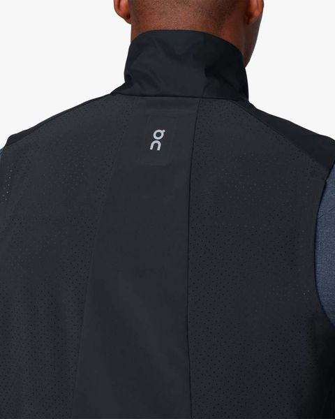 This Vest Was Designed for Your Winter Workouts