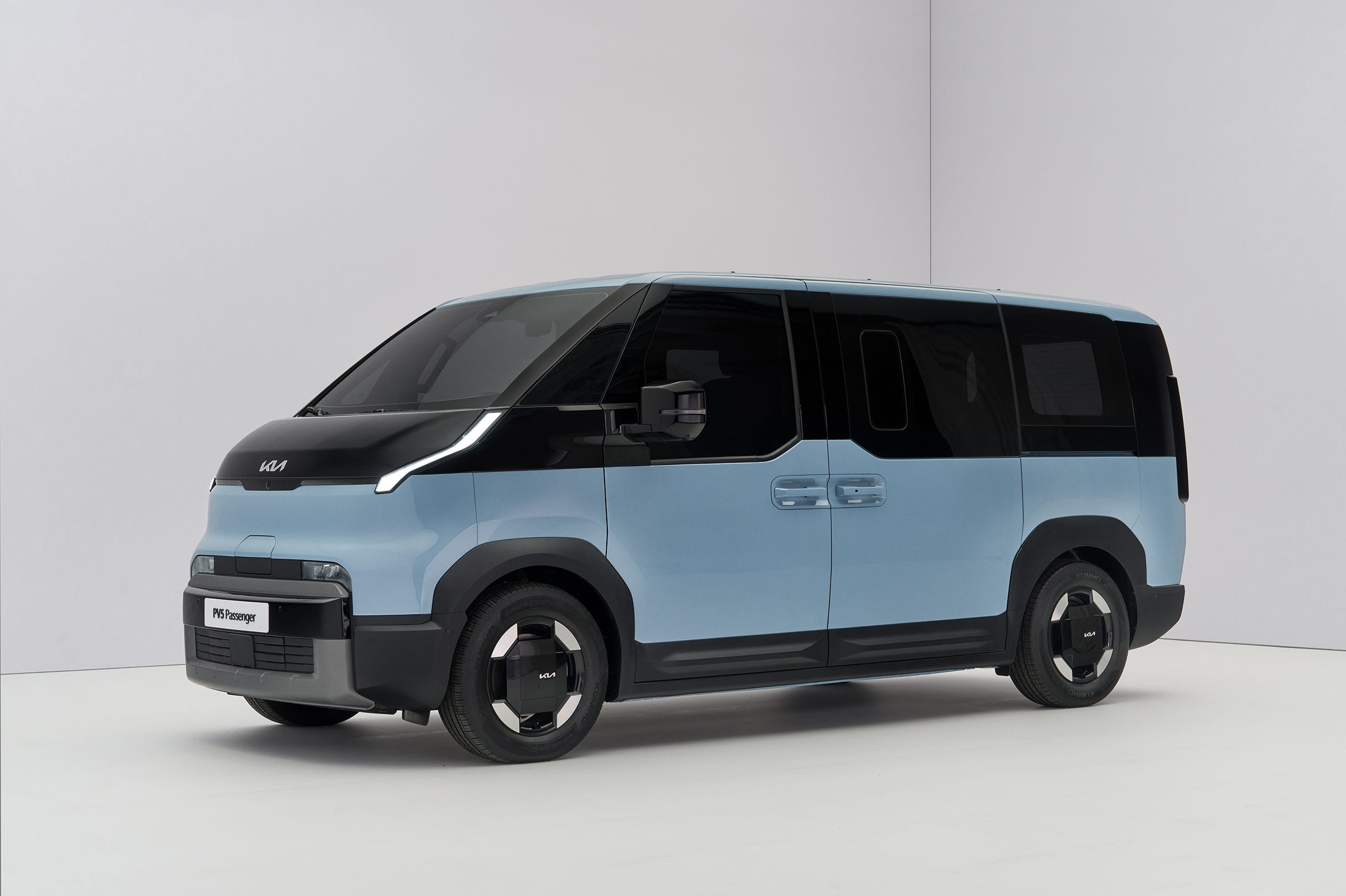 This Is the Electric Minivan Canada Is Getting but We're Not