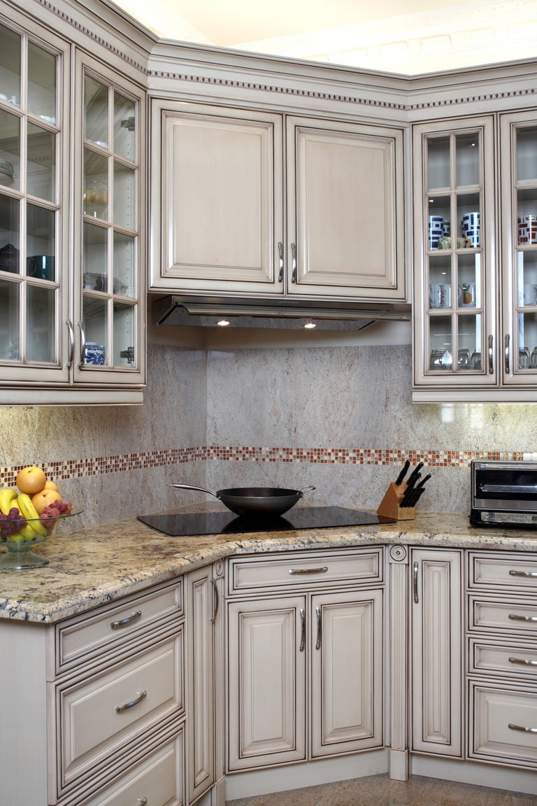 15 Kitchen Trends Designers Never Want to See Again ...