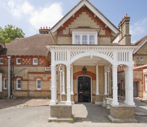 Osborne Cottage Former Home Of Queen Victoria S Daughter For Sale