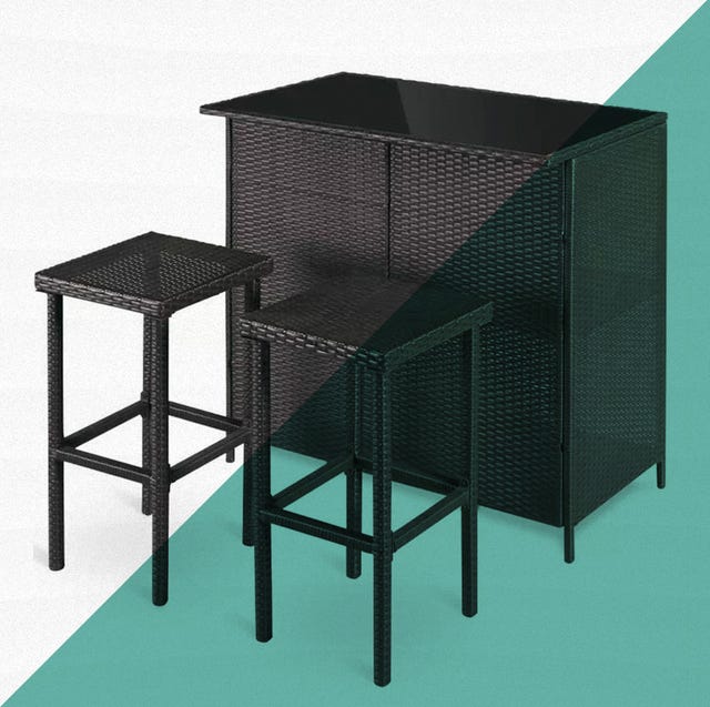 outdoor wicker bar set with 2 stools