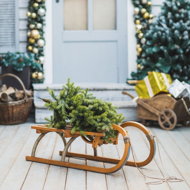 56 Diy Outdoor Christmas Decorations Best Holiday Porch Decor - Diy Christmas Outdoor House Decorations