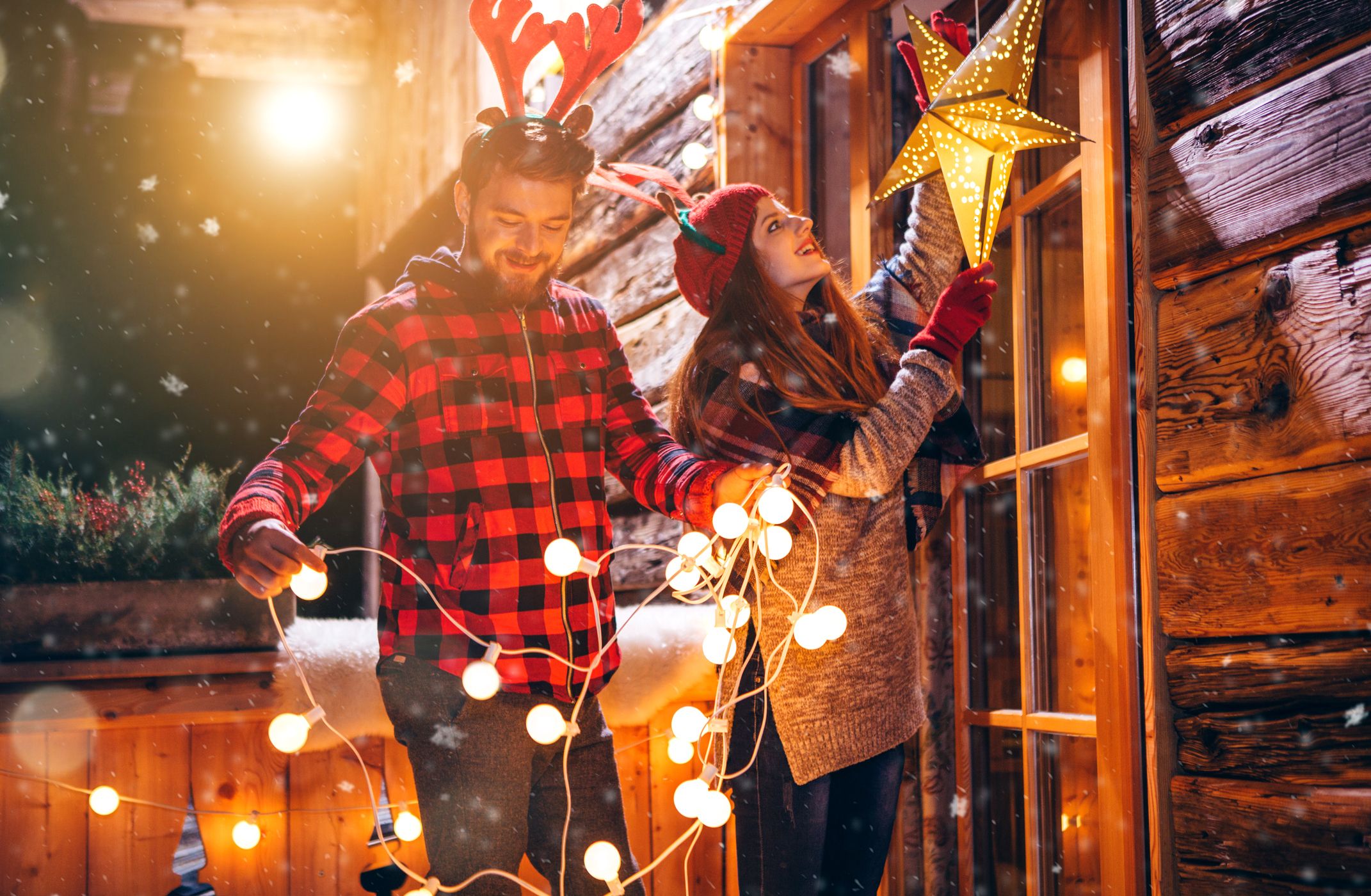 red outdoor christmas lights