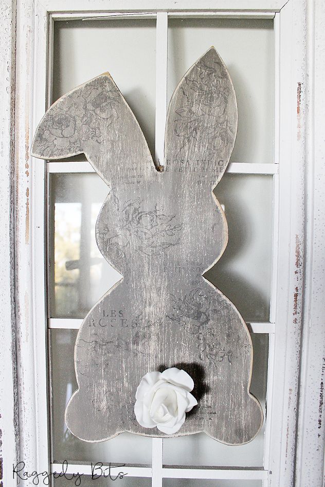 40 Best Outdoor Easter Decorations - DIY Easter Yard Décor