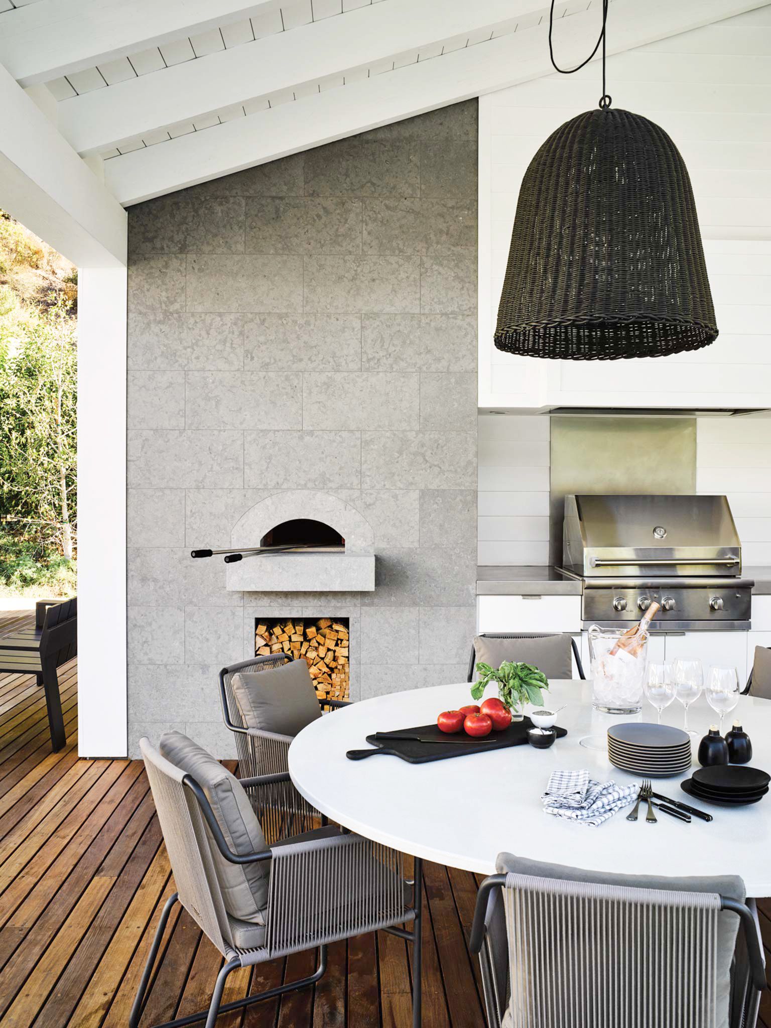 20 Outdoor Kitchen Design Ideas and Pictures   Al Fresco Kitchen ...