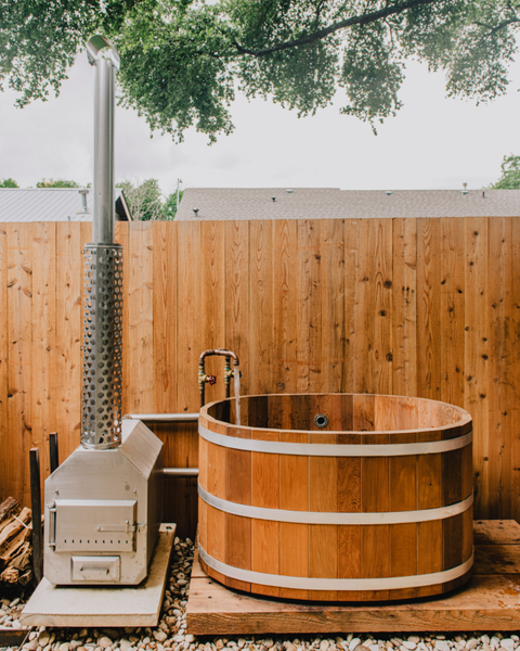 outdoor soaking tub