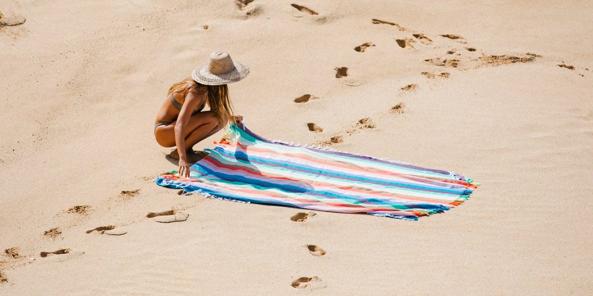 10 Best Oversized Beach Towels For Summer 2021 Large Beach Towels