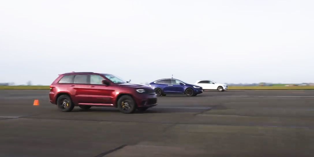 Tesla Model X P100d Vs Jeep Grand Cherokee Trackhawk Mega