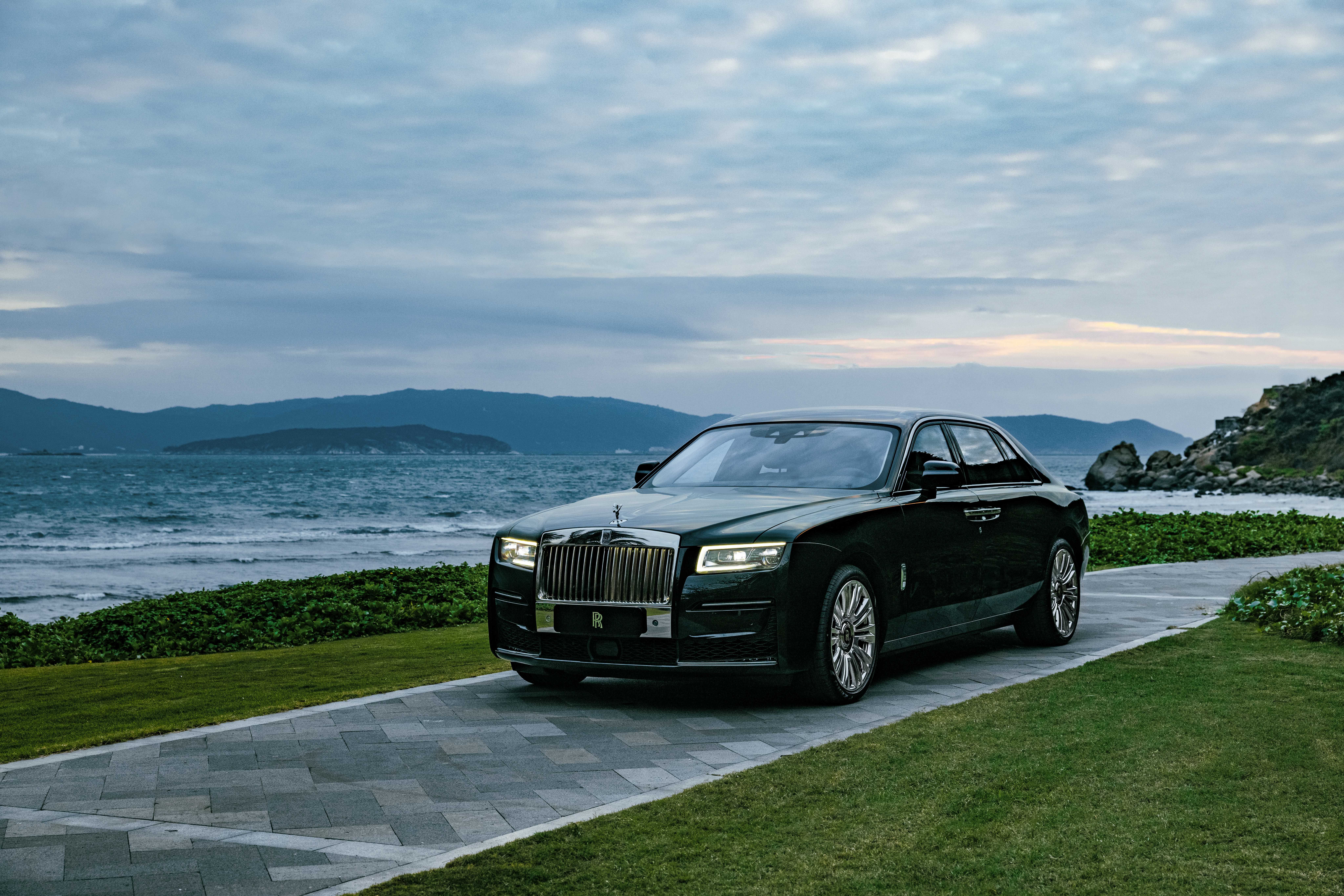 2021 RollsRoyce Ghost Review  First drive whats new road trip   Autoblog