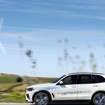 BMW iX5 Hydrogen Revealed Ahead of IAA Debut