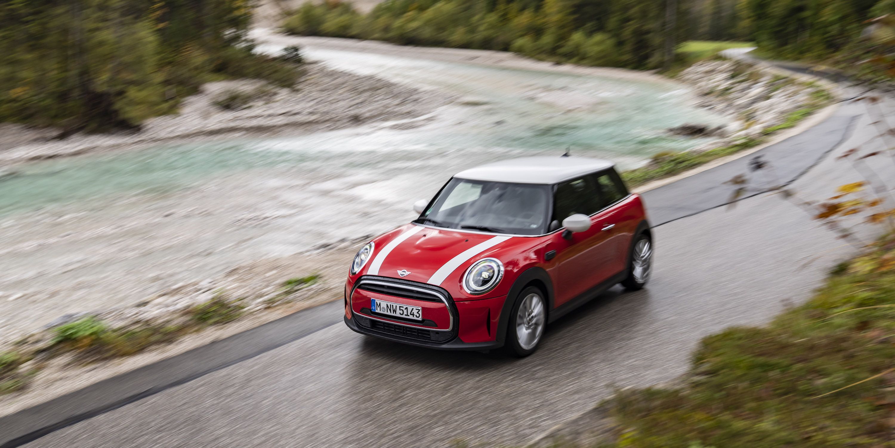 The Manual Mini Cooper Is No More, At Least For Now