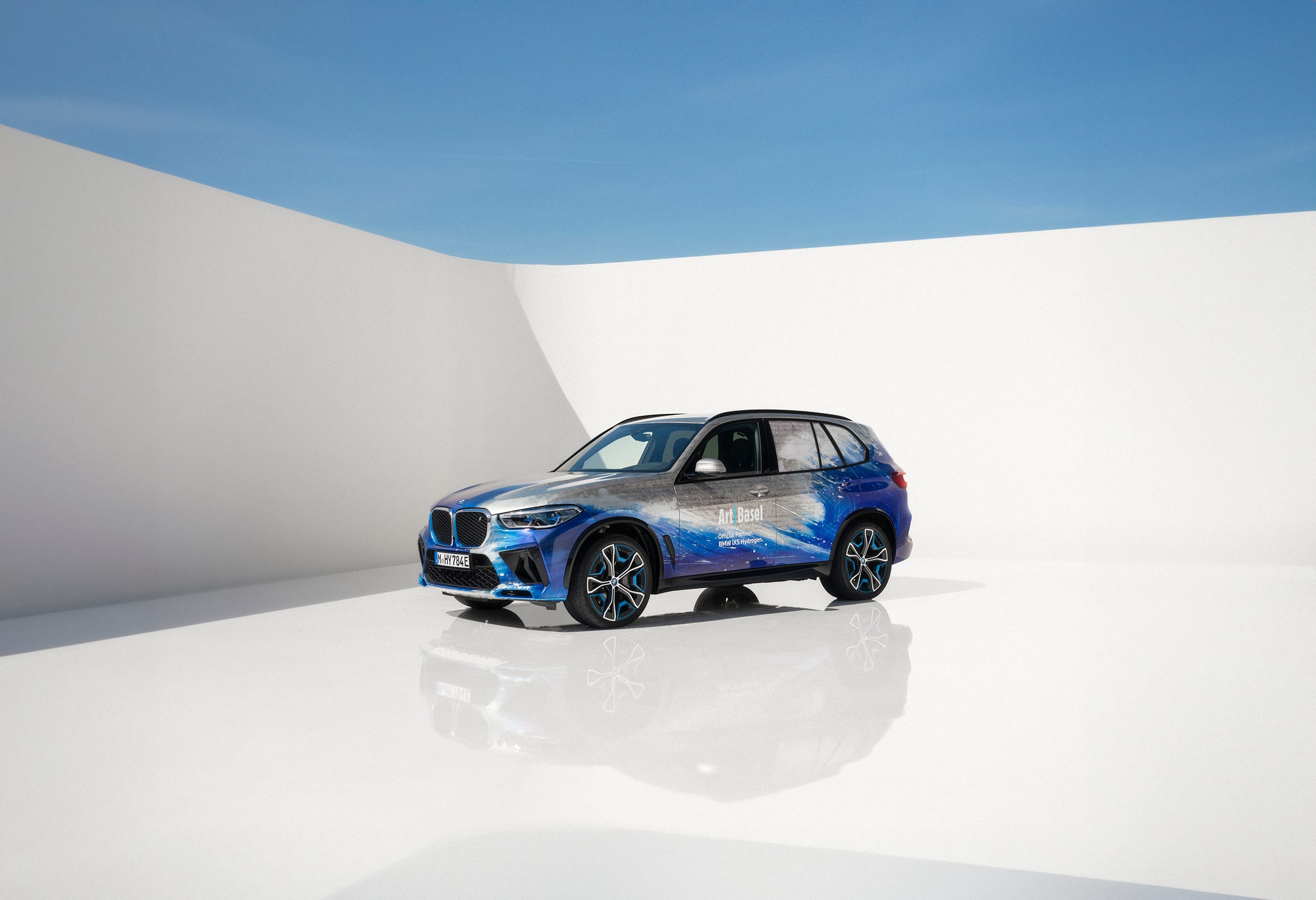 Here's When BMW and Toyota Will Launch New Fuel-Cell Vehicles